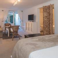 Cuningham's Island Guest House