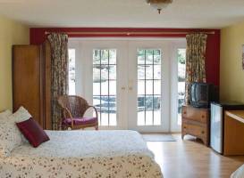 Whitley House Bed & Breakfast