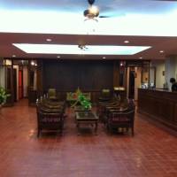 Chitchareune Moungluang Hotel