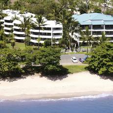 Roydon Beachfront Apartments