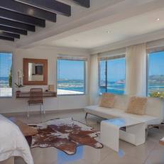 Villa Afrikana Guest Suites