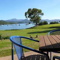 Bay Vista Waterfront Motel