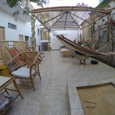 Paracas Backpackers' House