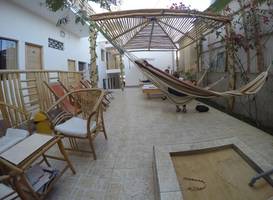 Paracas Backpackers' House