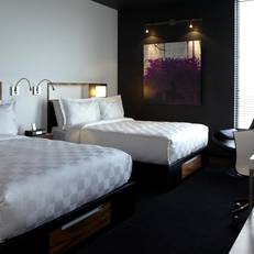 Alt Hotel Toronto Pearson