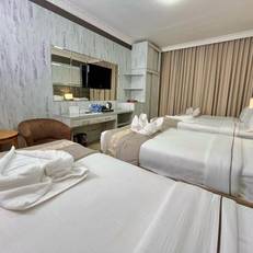 Zowar International Hotel