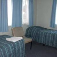 Hanging Rock Family Motel