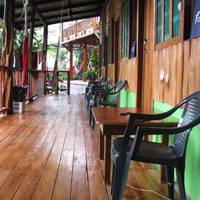 Cabinas Manolo Drake Bay