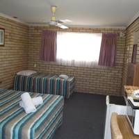 Bridge Street Motor Inn