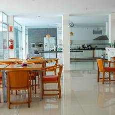 Senses Hotel Equipetrol