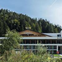 Korona, Casino & Hotel