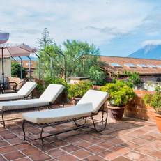 Hotel Las Camelias Inn