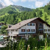 Hotel Falknerei Galina