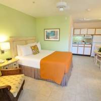 Sunshine Suites Resort