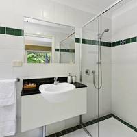 Azura Beach House B&B