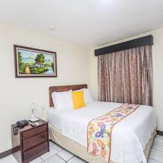 Airport Hotel Berlor