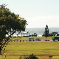 Beach Park Motor Inn