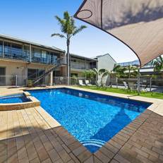 Moonlight Bay Resort