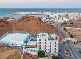 Al Ayjah Plaza Hotel