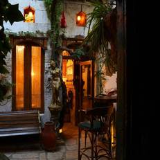 Antique Celtik House