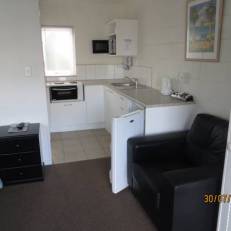 Central Court Motel