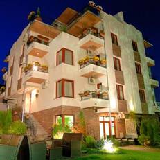 Cvetni Konaci Hotel