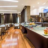 Hotel Rosales Plaza
