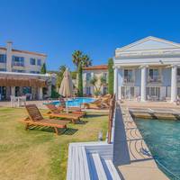 Port Alacati Hotel