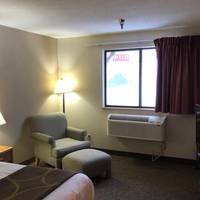 Super 8 Salmon Arm