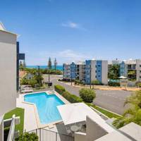 Warroo Apartments