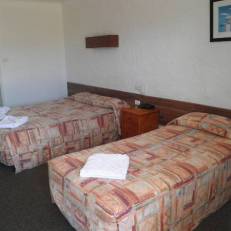 Urangan Motor Inn