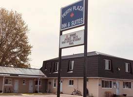 Perth Plaza Motel