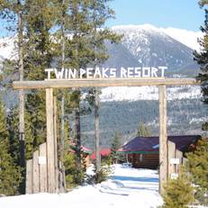 Twin Peaks Resort
