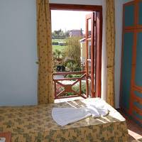 Gondol Apartments