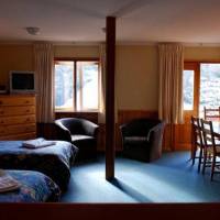 Candlelight Lodge