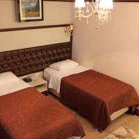Gloria Tibi Hotel