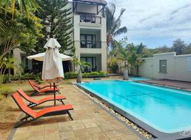 Grand Bay Suites