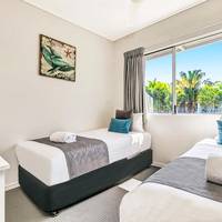Whalecove Resort