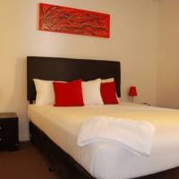 Whalecove Resort