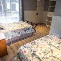 Inaki Uhi Hotel