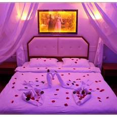 Rebetika Hotel