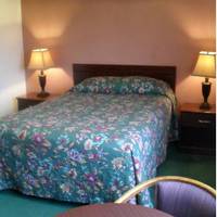 Maquinna Hotel