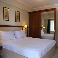 Yali Han Hotel