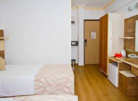 Manuela Hotel
