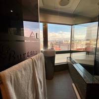 Burgary Hotel
