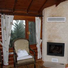 Forest Lodge