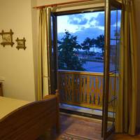 Piazza Hotel