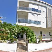 Rozz Hotel 2
