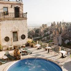 Hermes Cave Hotel