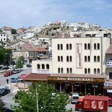 Hotel Zelve